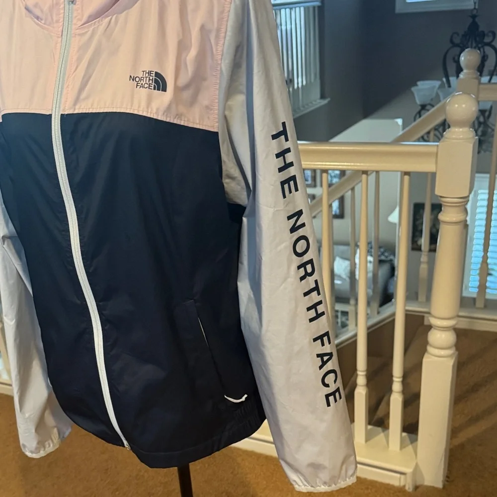 The North Face Women's Pink and Black Ski Jacket L - Picture 4 of 9
